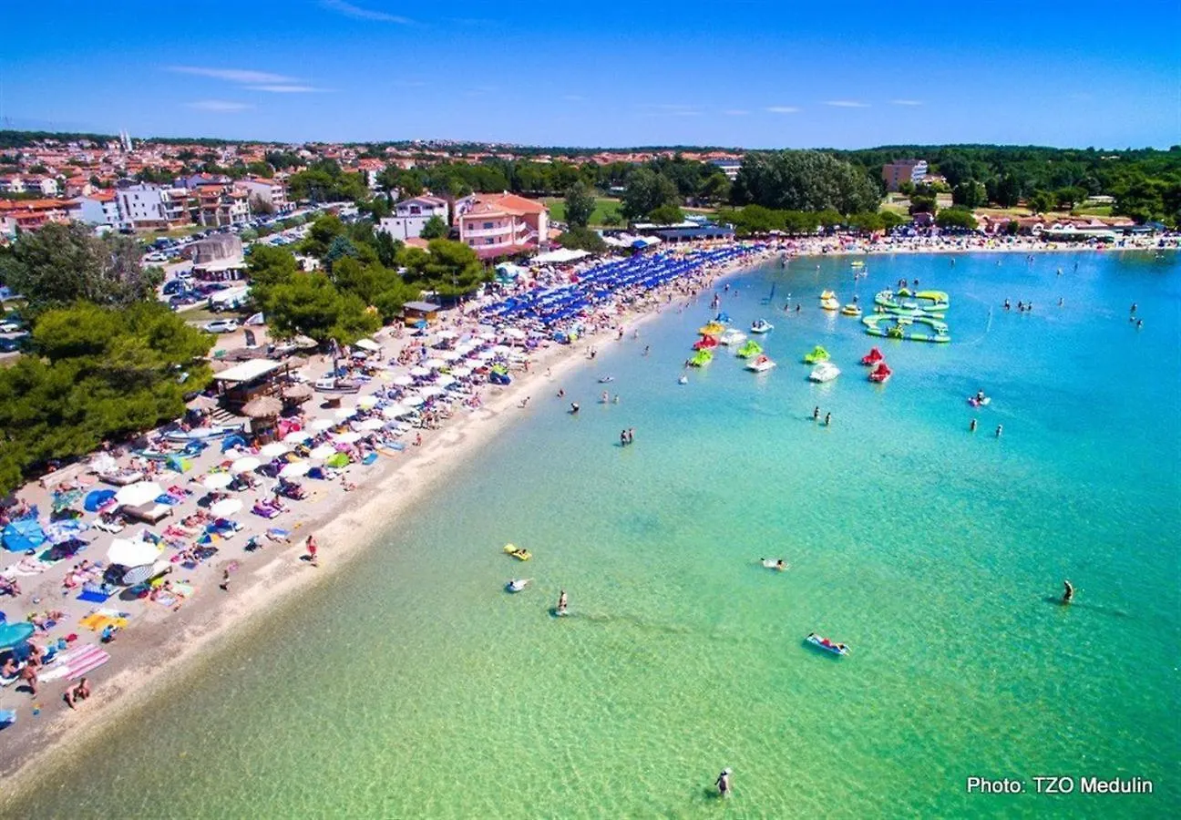 Villa Green S Bazenom Μεντουλίν Κροατία