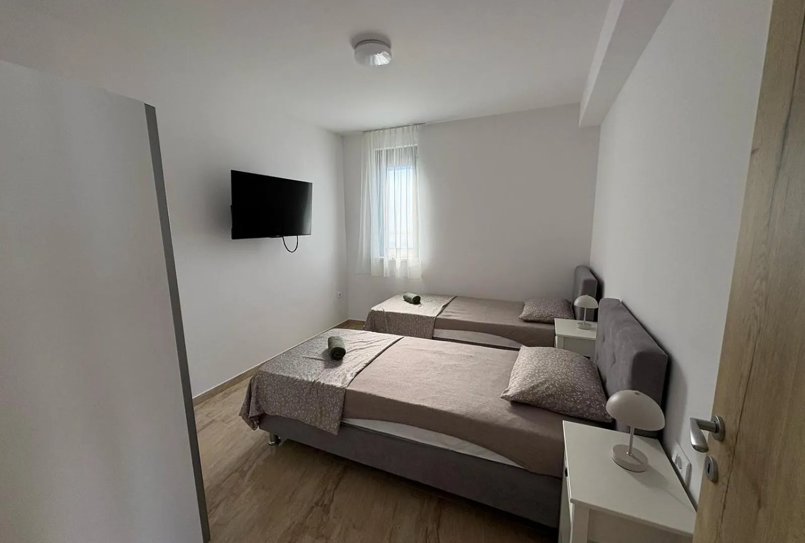 מדולין Villa Green S Bazenom