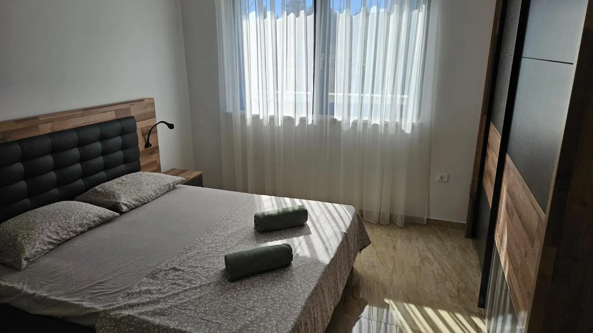 מדולין Villa Green S Bazenom